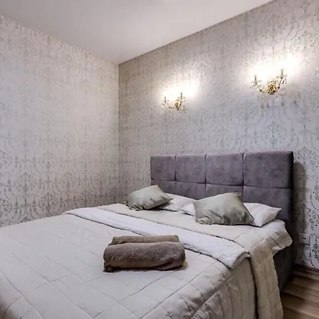 Viktoria Garden Apartment Lviv Exterior photo
