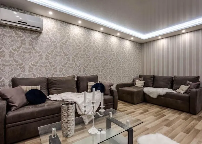 Viktoria Garden Apartment
